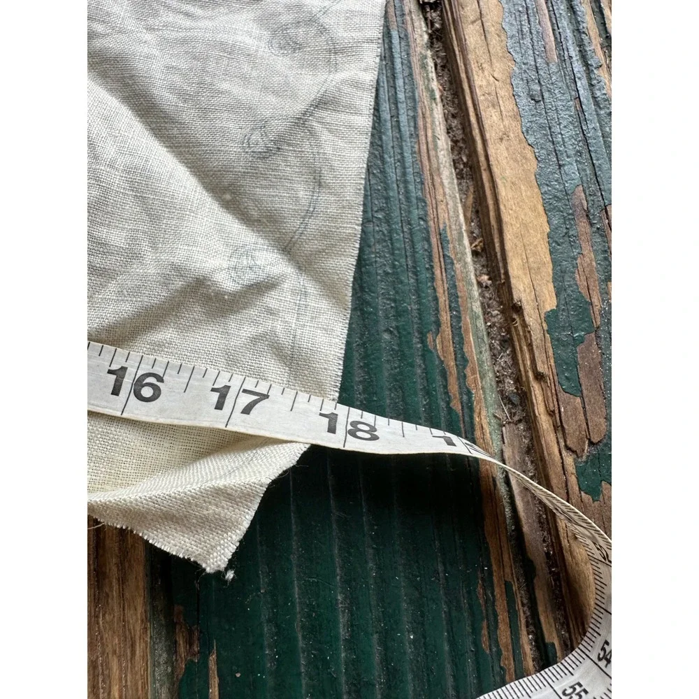 Unbranded vintage linen